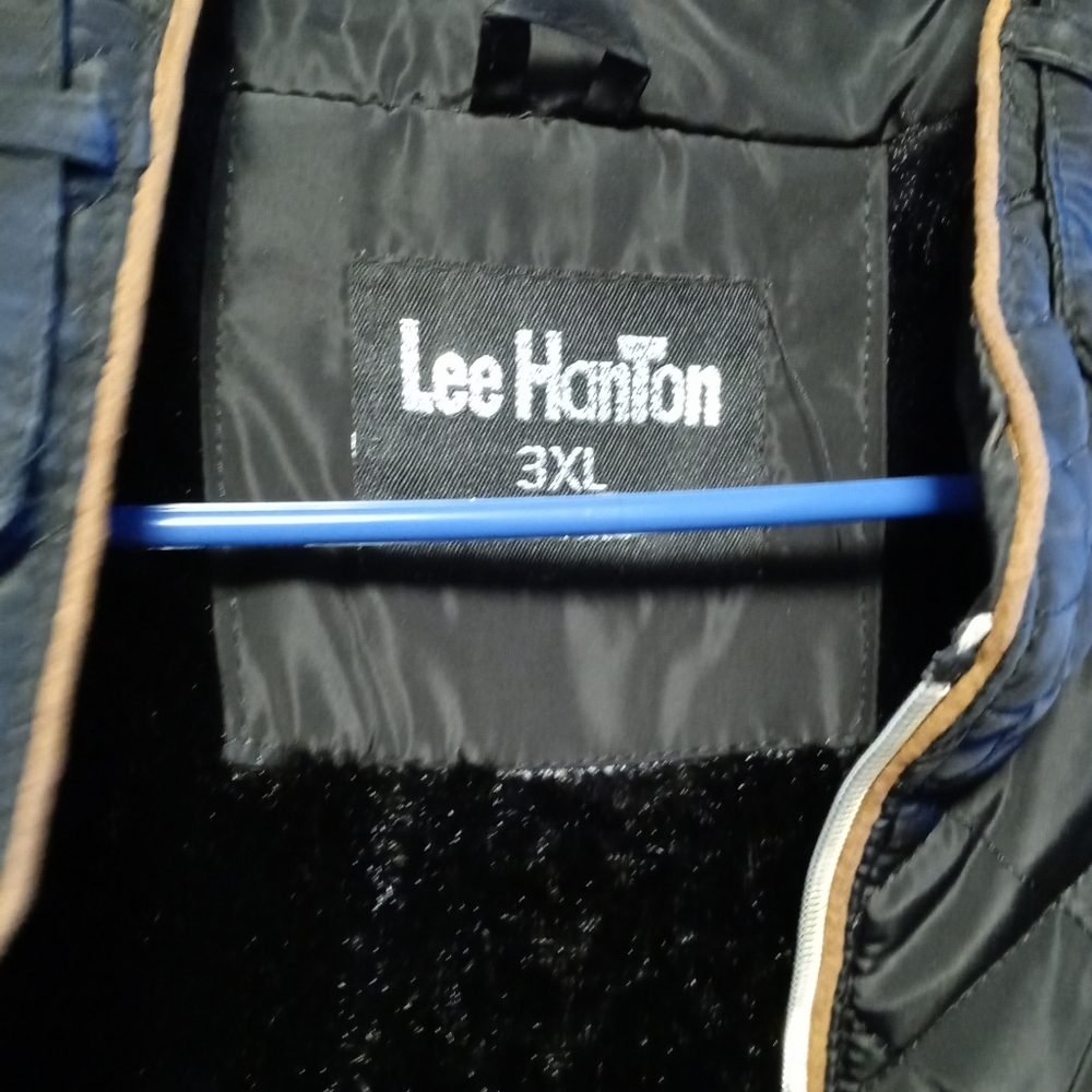 Lee Hanton Vest